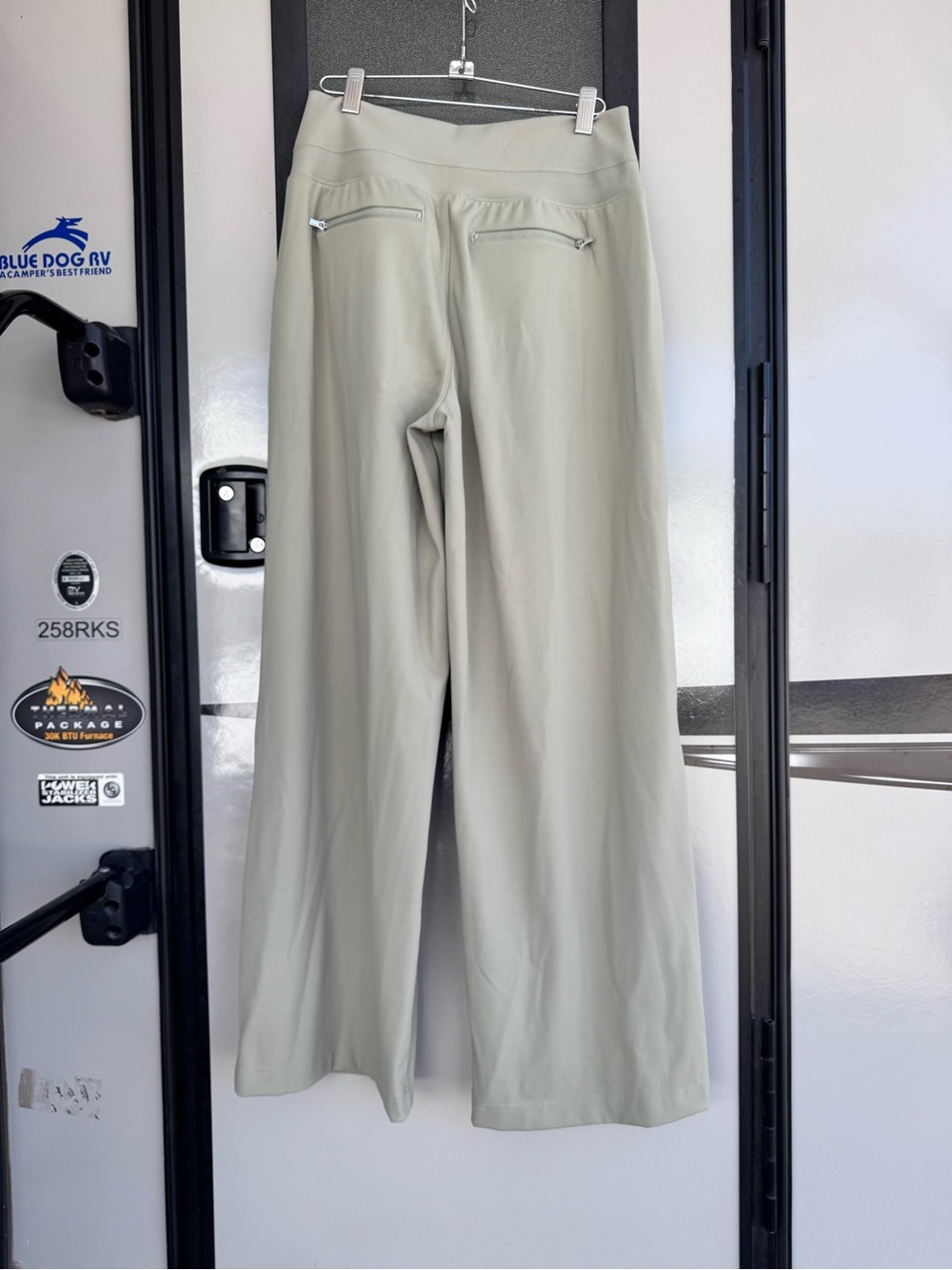 Women’s Wide Leg Athleta Pants - Picture 2 of 6